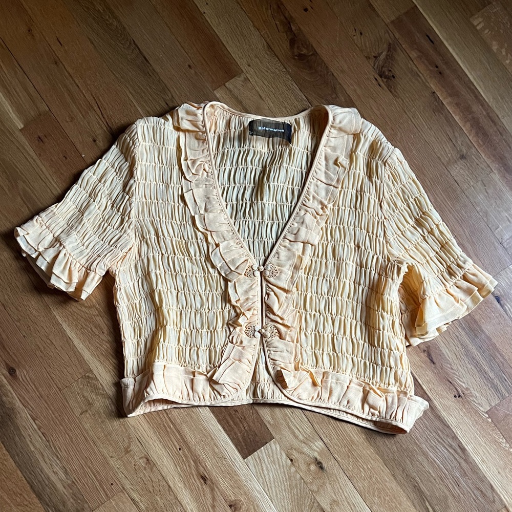 Reformation Cropped Yellow Short Sleeve Blouse